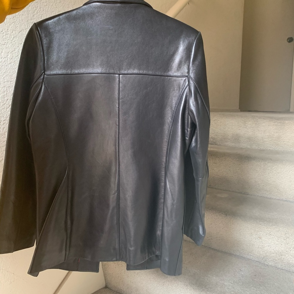 Leather jacket - Picture 3 of 4